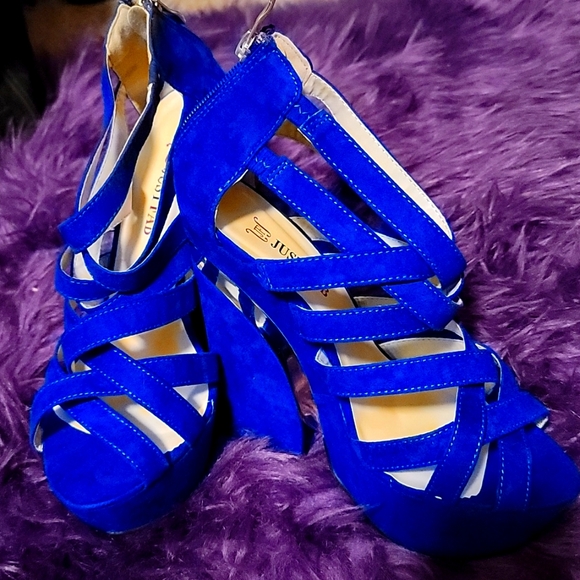 Women's Wedge Heels - Picture 7 of 7